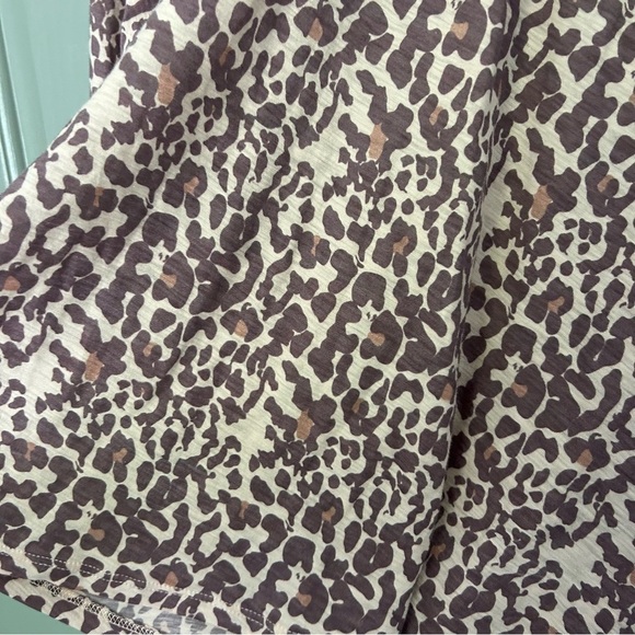 Nation LTD Melanie Smocked Peasant Tee Antique Leopard Animal Print - Picture 4 of 7